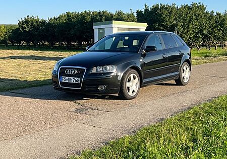 Audi A3 2.0 TFSI S line Sportpaket Sportback S li...