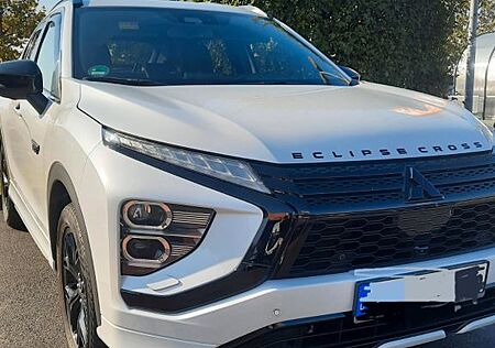Mitsubishi Eclipse Cross 2.4 PLUG-IN HYBRID 4WD Select ...