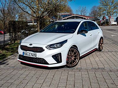 Kia cee'd / Ceed 1.6 T-GDI DCT GT (Sehr gepflegt)