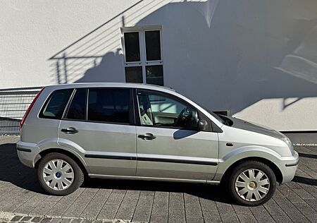 Ford Fusion 1.4 16V Trend EST