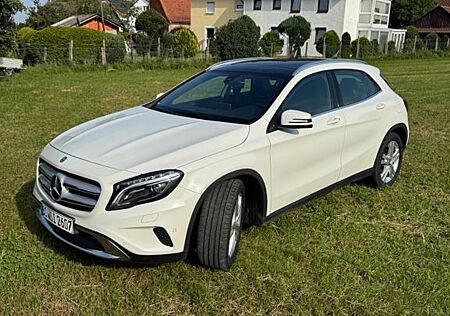 Mercedes-Benz GLA 200 Urban Urban