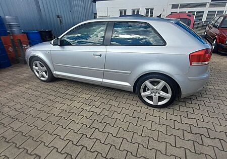Audi A3 2.0 TDI S line Sportpaket plus S line Spo...