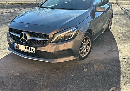 Mercedes-Benz A 200 d 4MATIC Activity Edition DCT Activity...