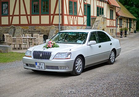 Toyota Crown Majesta