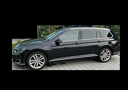 VW Passat Variant Volkswagen GTE / LED / NP 54.114 Euro