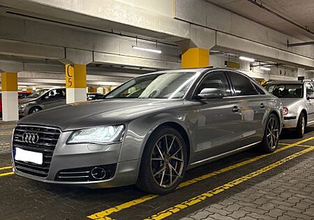Audi A8 4.2 TDI tiptronic quattro BOSE STANDHZG