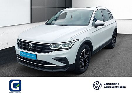 VW Tiguan Volkswagen 2.0 TDI Move *MATRIX*STANDH*AHK*PANO*EASY
