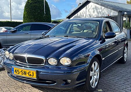 Jaguar X-Type 2.2 D Diesel 2006 Youngtimer NL Auto