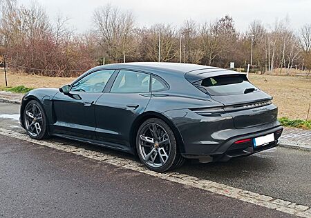 Porsche Taycan Turbo S Cross Turismo Keramik 21" Carbon