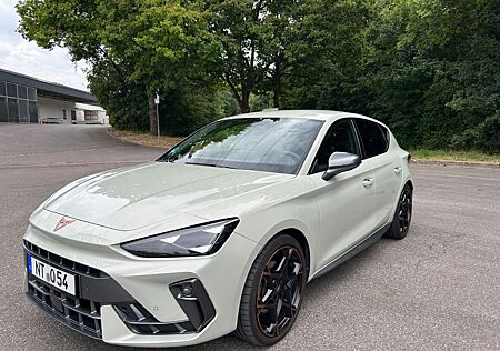 Cupra Leon 1.5 eTSI 110kW DSG -