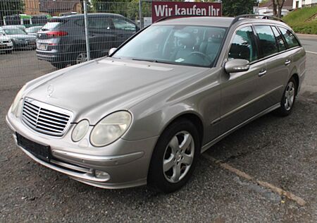 Mercedes-Benz E 240 E -Klasse T-Modell T