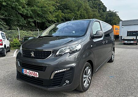 Peugeot Traveller Business VIP L2