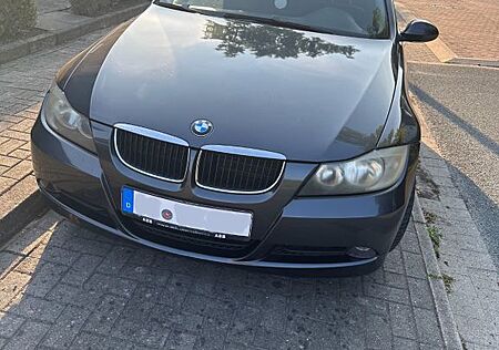 BMW 318d touring -