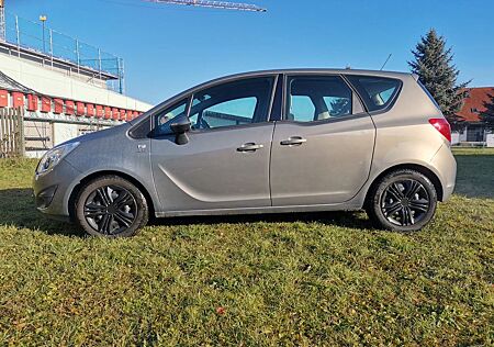 Opel Meriva 1.4 Active 88kW Active TÜV neu