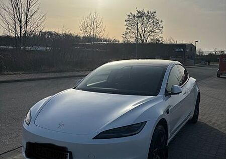 Tesla Model 3 AWD Highland Long Range