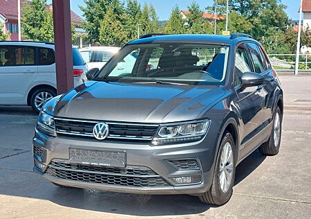 VW Tiguan Volkswagen 1,5TSI DSG/AHK/NAVI/LED