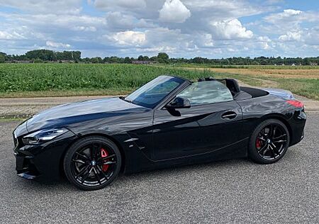 BMW Z4 sDrive30i M SPORT PAKET A M SPORT , 19 Z.