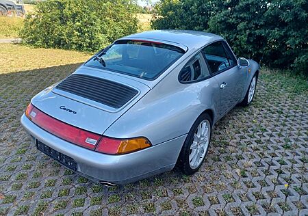 Porsche 993 C2 Coupé ufrei Klima Sch heft EU Auto 18"