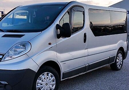Opel Vivaro PERSON..