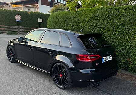Audi S3 2.0 TFSI S tronic quattro Sportback -
