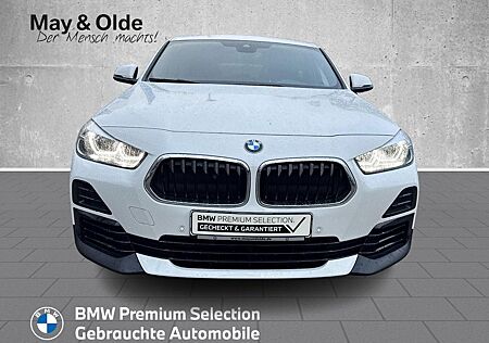 BMW X2 sDrv 18i Navi RFK el.Heckkl. LED ParkAss DAB