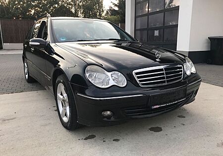 Mercedes-Benz C 180 KOMPRESSOR T AVANTGARDE Avantgarde