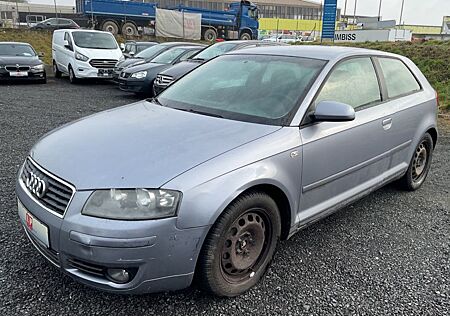 Audi A3 1.9 TDI Ambition 105 ps Sitzheizung