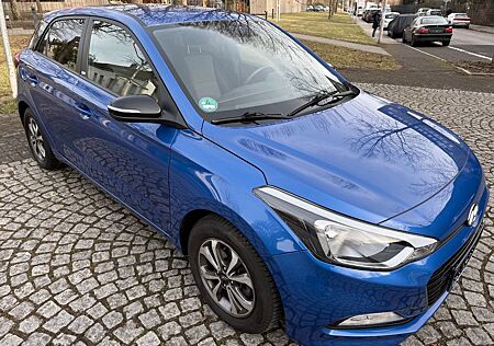 Hyundai i20 1.2 Passion Plus Klima Alu MFL SHZ Tempo LHZ