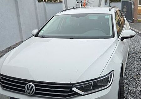 VW Passat Variant gebraucht kaufen VW Passat Variant Volkswagen 2.0 TDI Trendline Variant Tre...