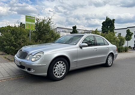 Mercedes-Benz E 240 ELEGANCE Elegance