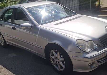 Mercedes-Benz C 220 CDI CLASSIC/STANDHEIZUNG