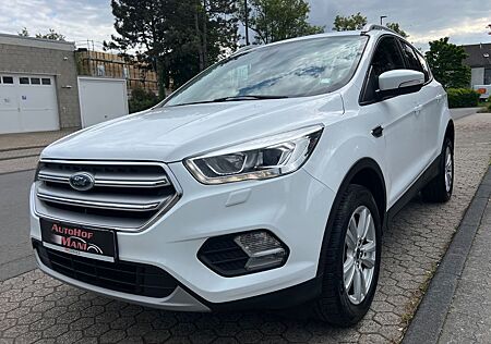 Ford Kuga Cool & Connect/Bi-Xenon/Navi