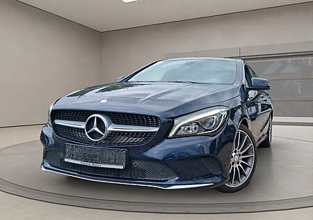 Mercedes-Benz CLA 180 Shooting Brake *NAVI*8FACH*PANO*KAMERA