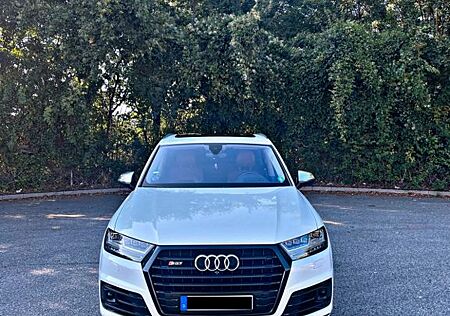 Audi SQ7 4.0 TDI Quattro-PANO-MATRIX-ZUSTAND