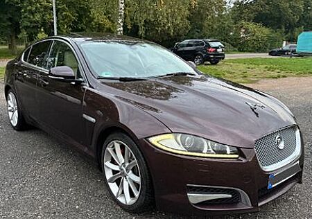 Jaguar XF 3.0 L V6