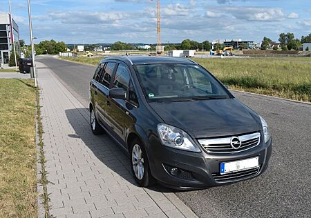 Opel Zafira B Family Plus