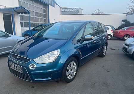 Ford S-Max Titanium