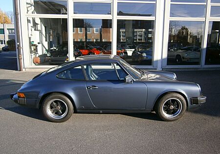 Porsche 911 Urmodell 911 3.2 Carrera Coupe