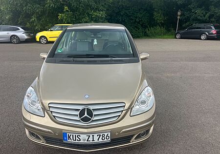 Mercedes-Benz B 200 B -Klasse Turbo