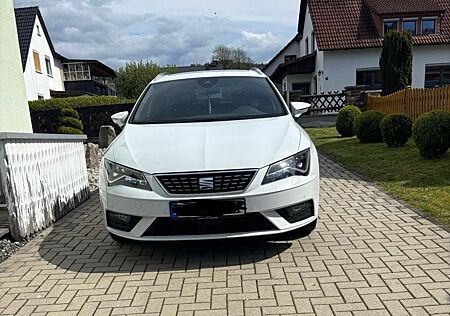 Seat Leon 1.5 eTSI ACT 110kW Xcellence DSG Sports...
