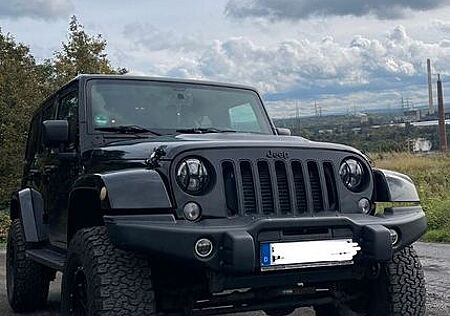Jeep Wrangler Unlimited Sport 2.8 CRD sehr gut