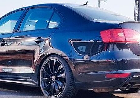 VW Jetta Volkswagen 1.2 TSI Blackline MK6