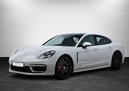 Porsche Panamera GTS
