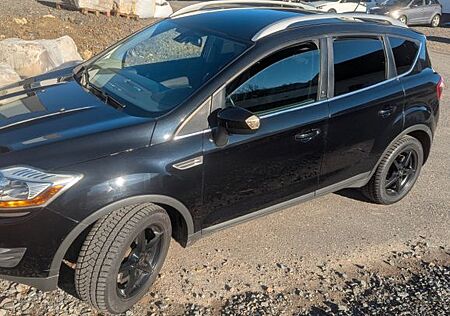 Ford Kuga 2,0TDCi 4x4 103kW Champions Edition Cha...