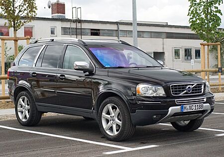Volvo XC 90 XC90 D5 AWD Executive 7 Sitze Leder Massage Voll