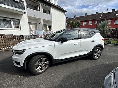 Volvo XC40 T3 R Design Garantie+Unfallfrei