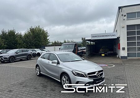 Mercedes-Benz A 220 CDI "URBAN 177* DSG AHK SHZ LED Lic [...]