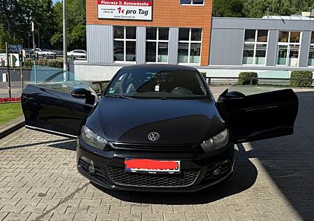 VW Scirocco Volkswagen 2.0 TSI DSG - 200PS