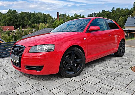 Audi A3 2.0 TDI (DPF) quattro Standheizung HU 2027