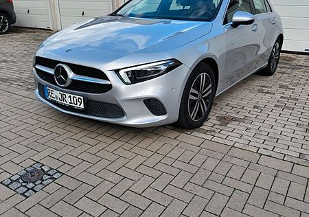 Mercedes-Benz A 200 d Mbux Multibeam Led Leder